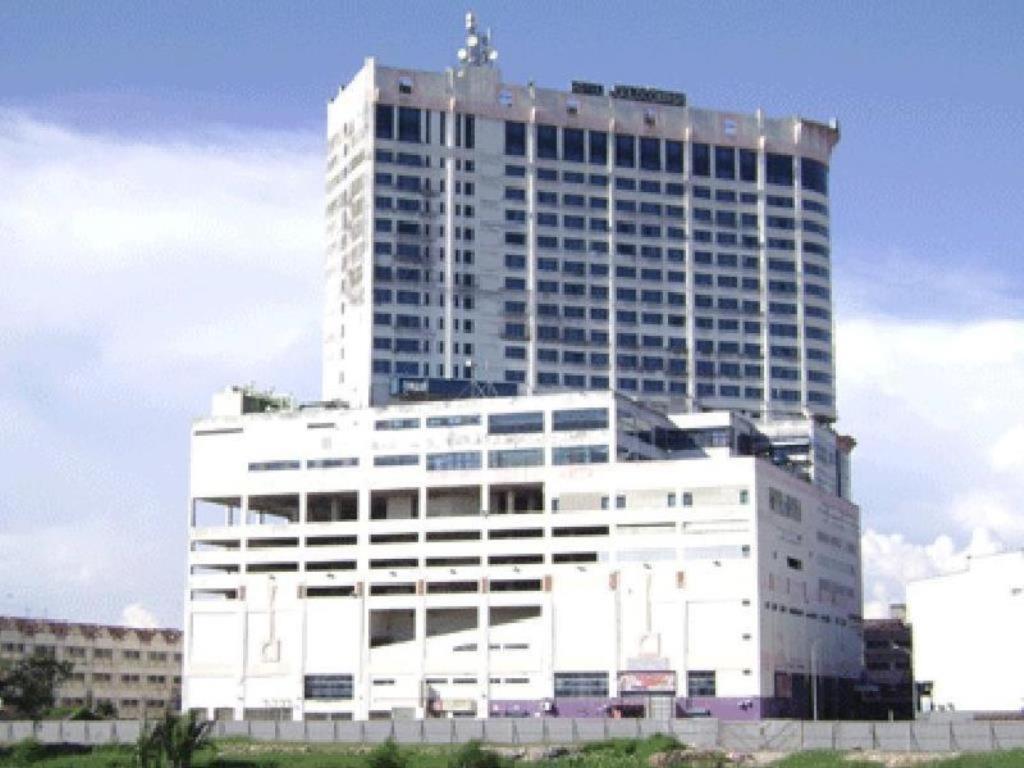 Gocos Hotel Klang Exterior foto